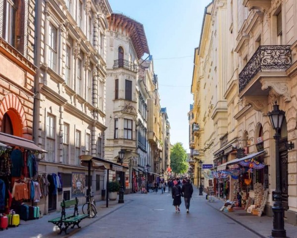 У центрі Будапешта схвалено першу в країні заборону на короткострокову оренду туристичних жител