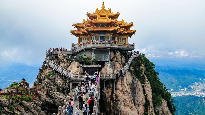 Кінець візового замороження: мандрівники з Індії та Китаю святкують покращення дипломатичних відносин